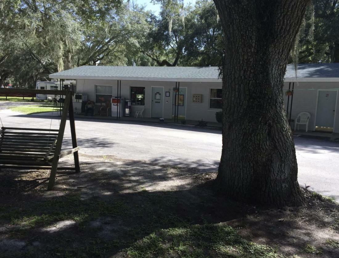 Cindy'S Motel & Rv Park Mayo Экстерьер фото